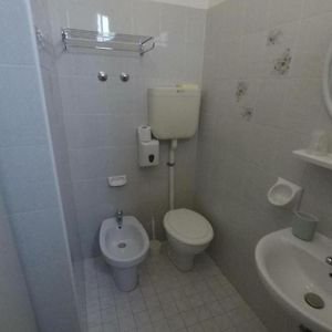 Camera con letto king size
